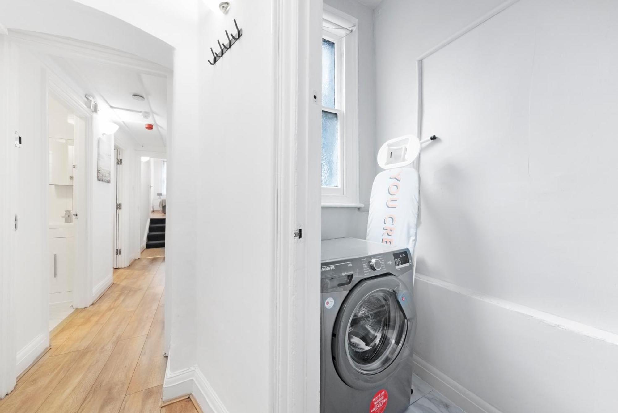 2 Bed Piccadilly Apartment 1 Лондон Экстерьер фото